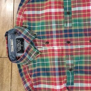 Men's Nautica plaid button-down‎